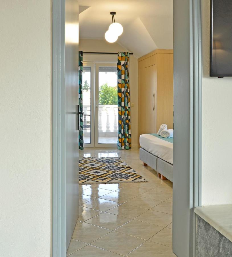 Joya Ofrynio Stylish Suites Ofrínion Pokój zdjęcie