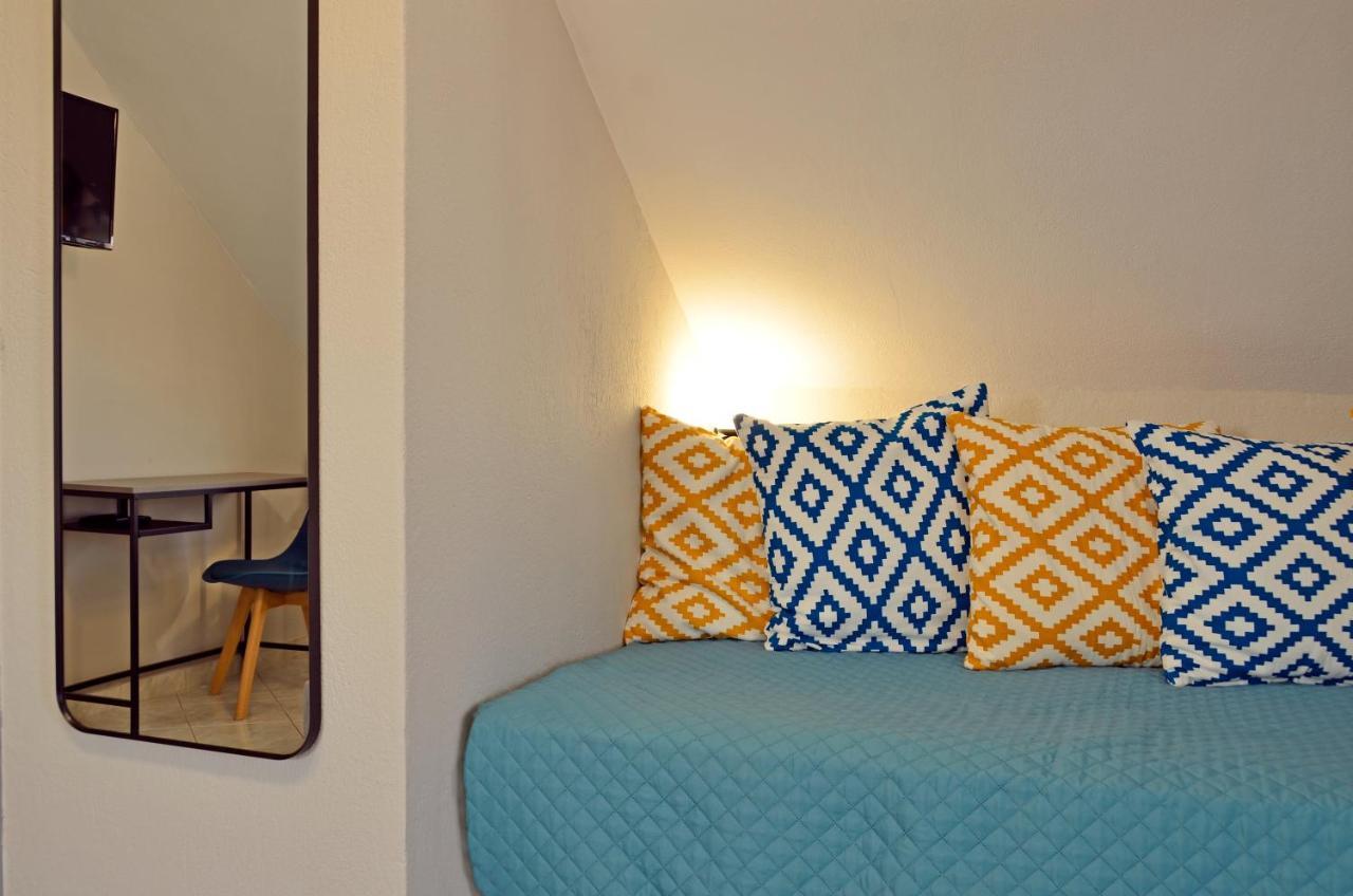 Joya Ofrynio Stylish Suites Ofrínion Zewnętrze zdjęcie
